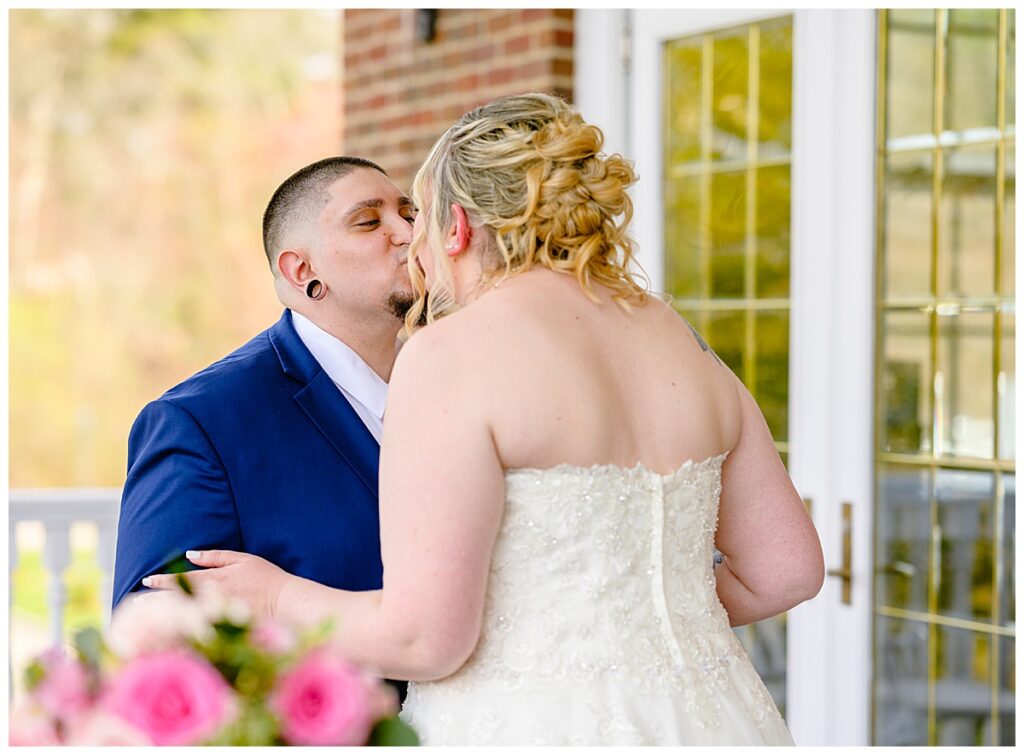 couple portraits at Charter Oak Country Club