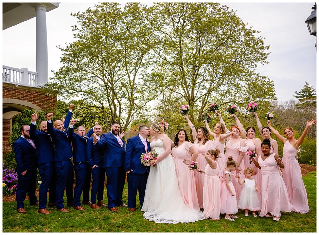 bridal party celebrating at Charter Oak Country Club