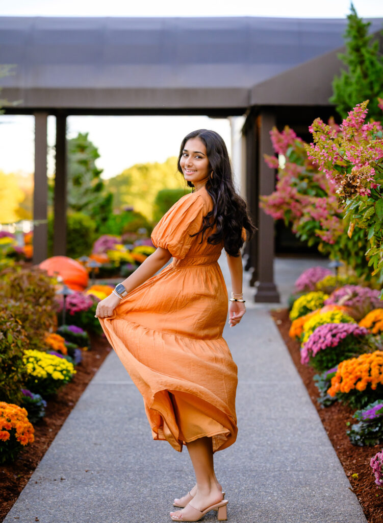 Four Oaks Country Club Senior photo session in Dracut Massachusetts by Jenn Plante Photography